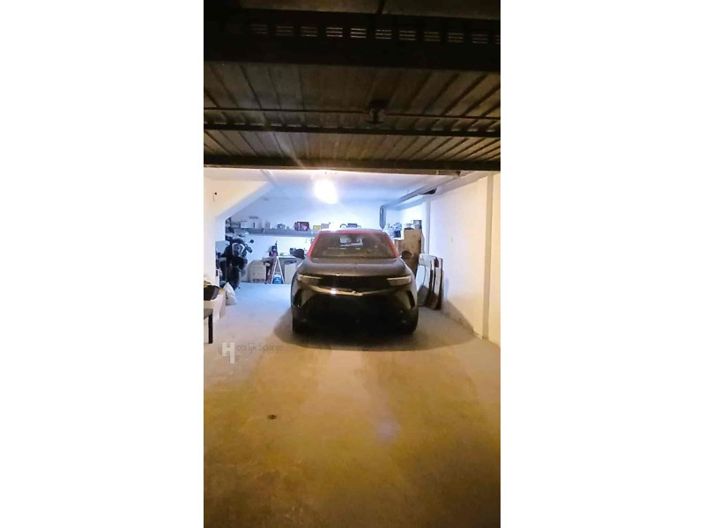 Image No.13-2 Bed Townhouse for sale