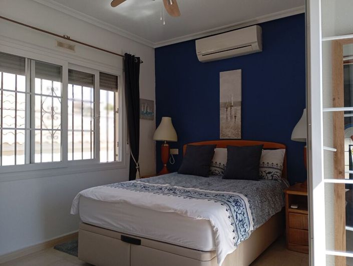 Image No.24-3 Bed Property for sale