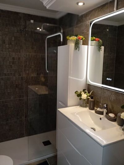 Image No.25-3 Bed Property for sale