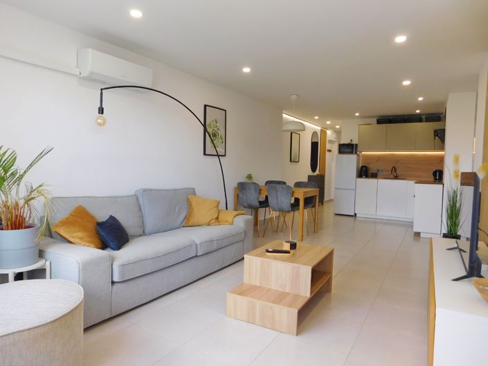 Image No.1-3 Bed Apartment for sale