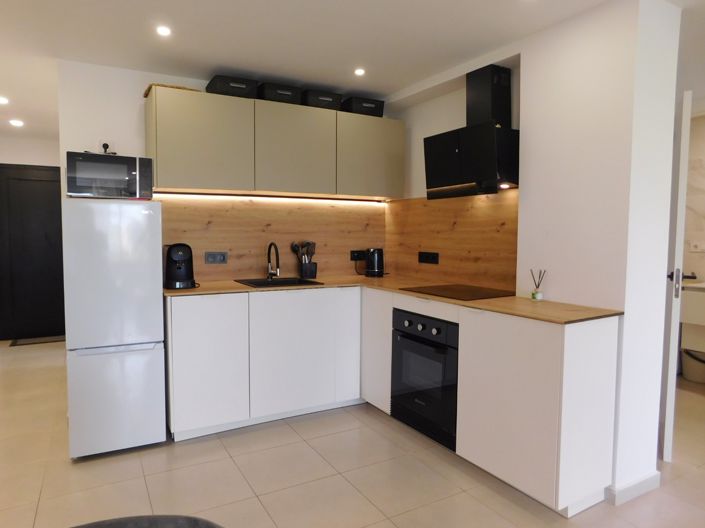 Image No.8-3 Bed Apartment for sale