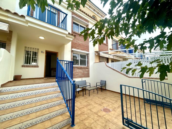 Image No.23-3 Bed Townhouse for sale