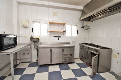 o1j06sn9mdr30bv4tur1t9mehe34