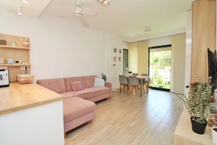 Image No.10-3 Bed Villa for sale