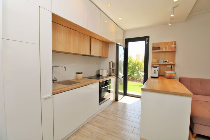 Image No.12-3 Bed Villa for sale