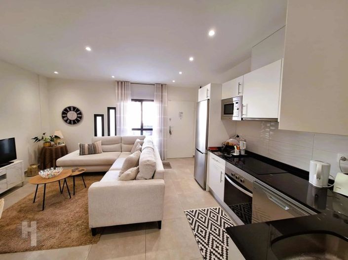 Image No.8-2 Bed Apartment for sale