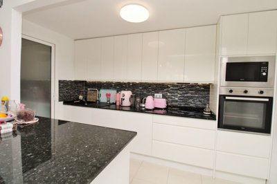 o1j778eacalbs12fb1k3v1pqc116m2b