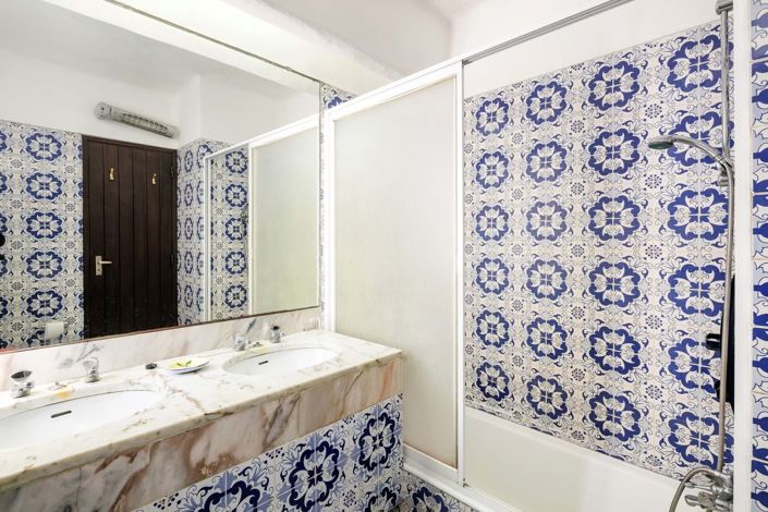 Image No.12-2 Bed Apartment for sale