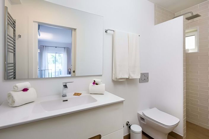 Image No.9-1 Bed Apartment for sale