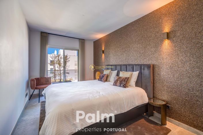 Image No.17-6 Bed Apartment for sale