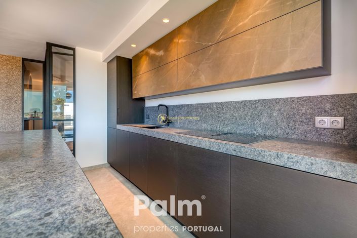 Image No.11-4 Bed Apartment for sale