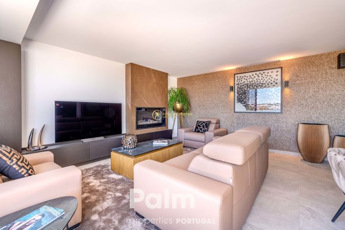 Image No.8-4 Bed Apartment for sale