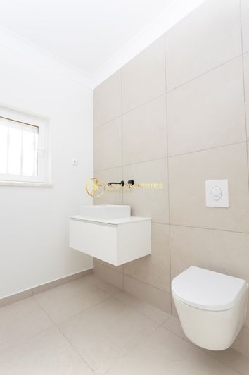 Image No.14-4 Bed Villa for sale