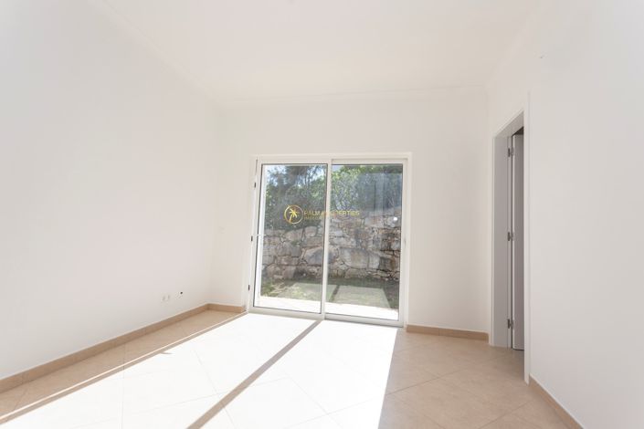 Image No.29-4 Bed Villa for sale