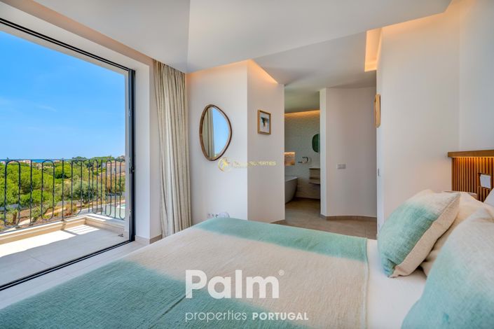 Image No.15-4 Bed Villa for sale