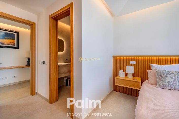 Image No.23-4 Bed Villa for sale