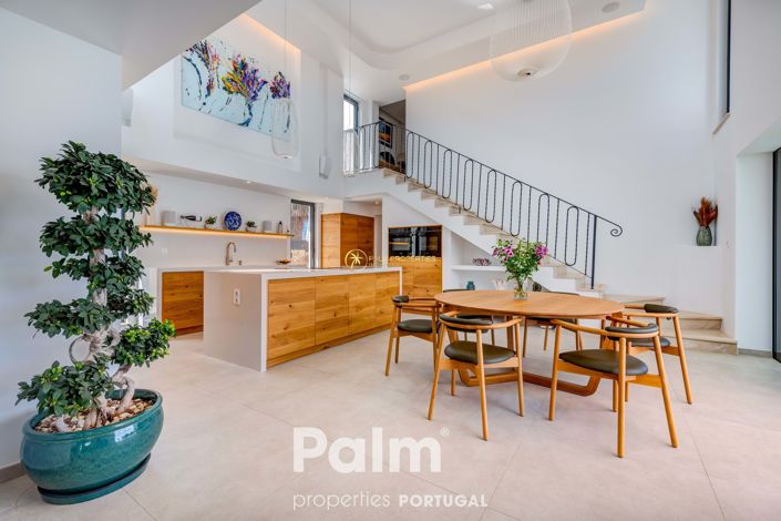 Image No.3-4 Bed Villa for sale