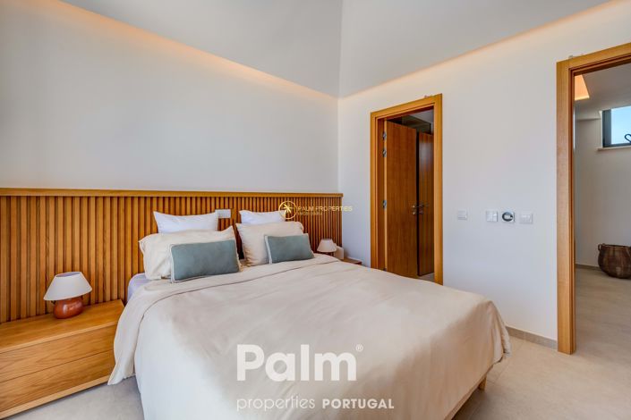 Image No.30-4 Bed Villa for sale