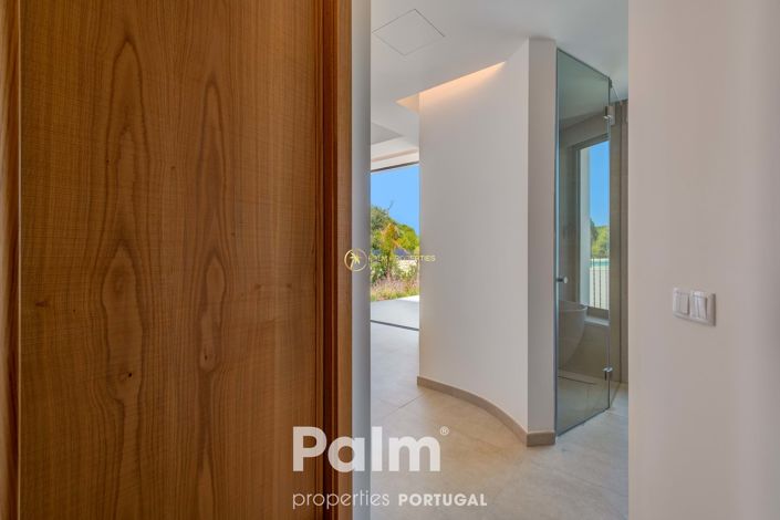 Image No.31-4 Bed Villa for sale