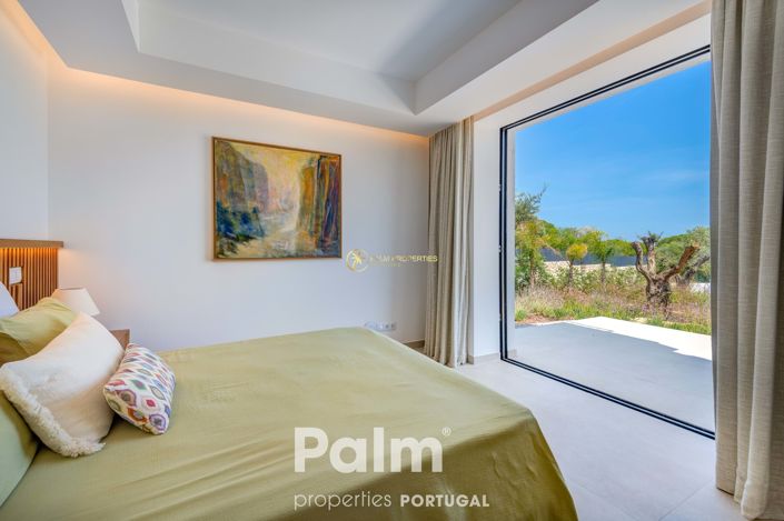 Image No.32-4 Bed Villa for sale