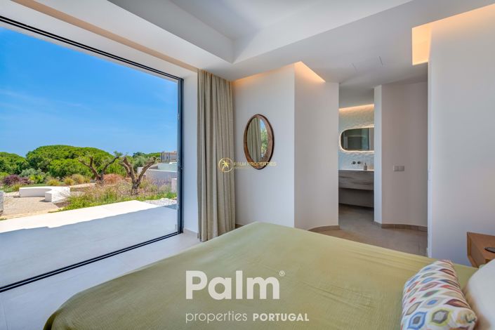 Image No.33-4 Bed Villa for sale