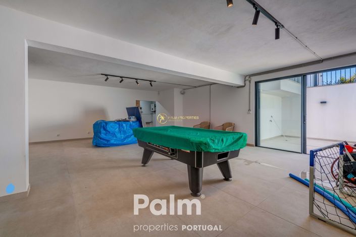 Image No.37-4 Bed Villa for sale