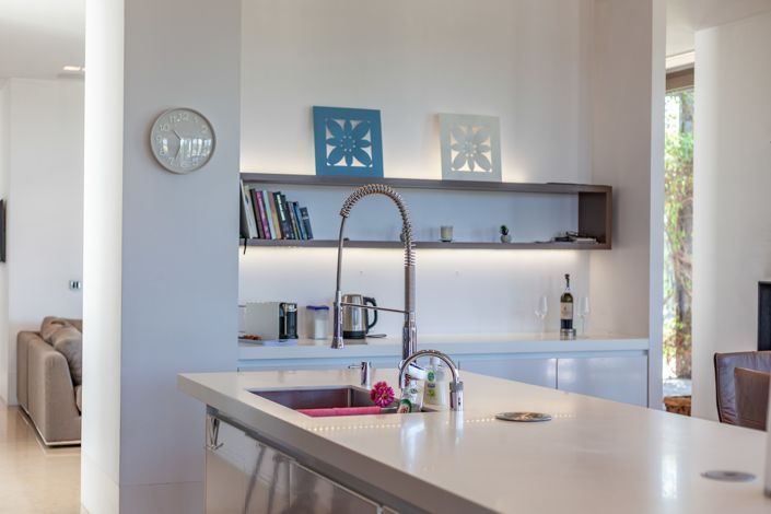 Image No.10-3 Bed Villa for sale