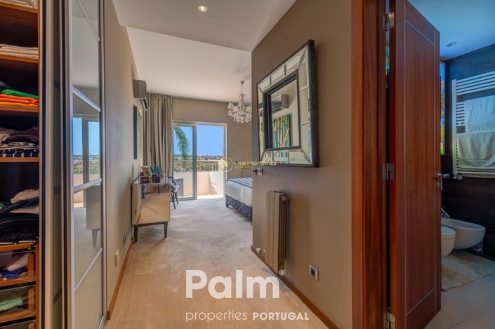 Image No.23-2 Bed Townhouse for sale