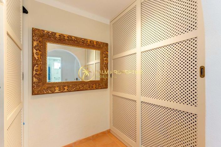 Image No.28-6 Bed Villa for sale