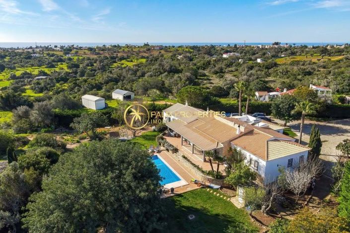 Image No.3-6 Bed Villa for sale