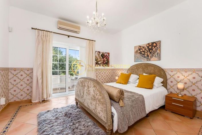 Image No.36-6 Bed Villa for sale