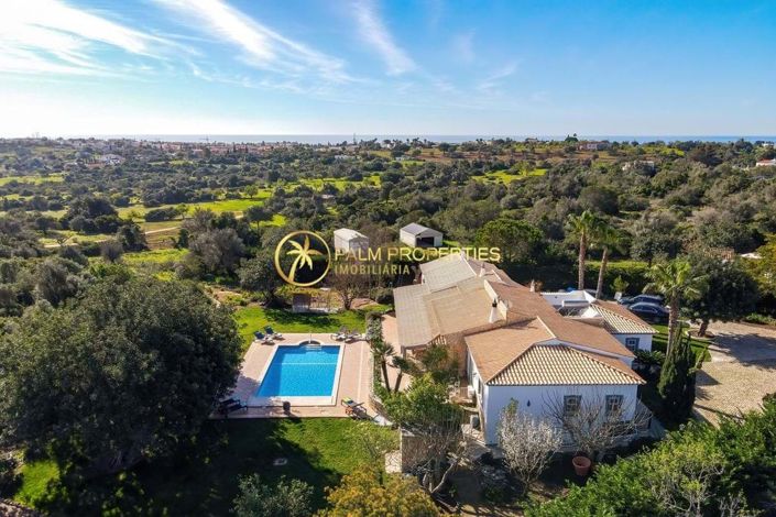 Image No.4-6 Bed Villa for sale