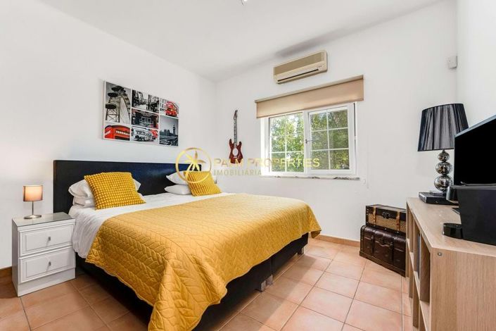 Image No.40-6 Bed Villa for sale