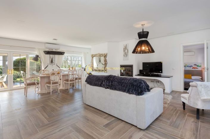 Image No.9-6 Bed Villa for sale