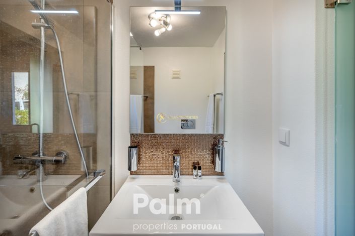 Image No.20-3 Bed Villa for sale