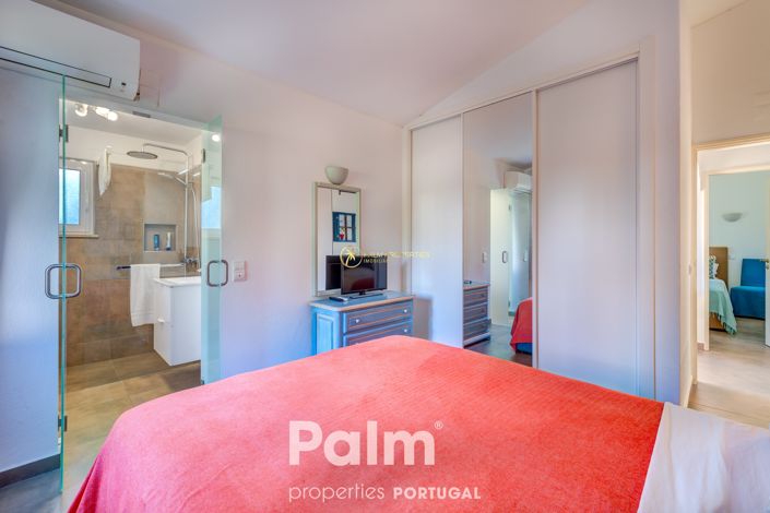 Image No.22-3 Bed Villa for sale