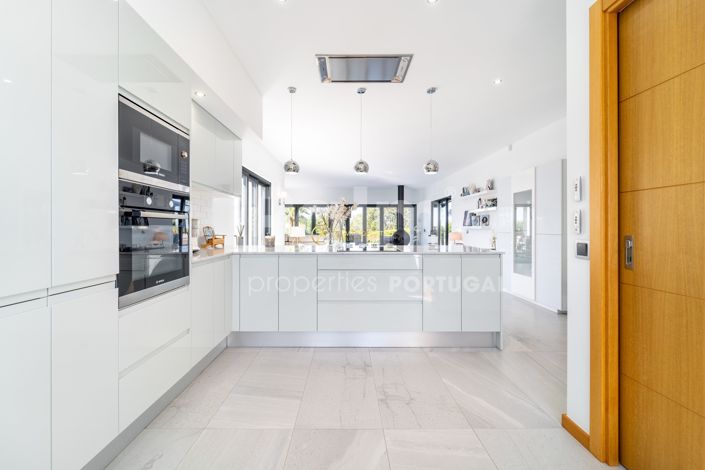 Image No.11-4 Bed Villa for sale