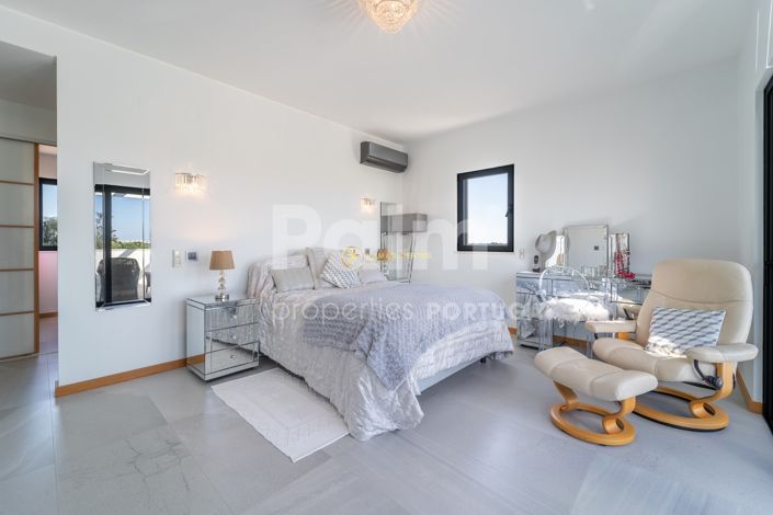 Image No.14-4 Bed Villa for sale