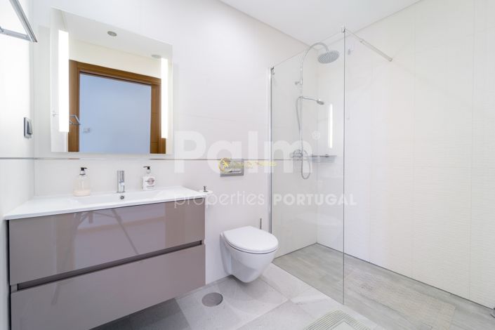 Image No.21-4 Bed Villa for sale