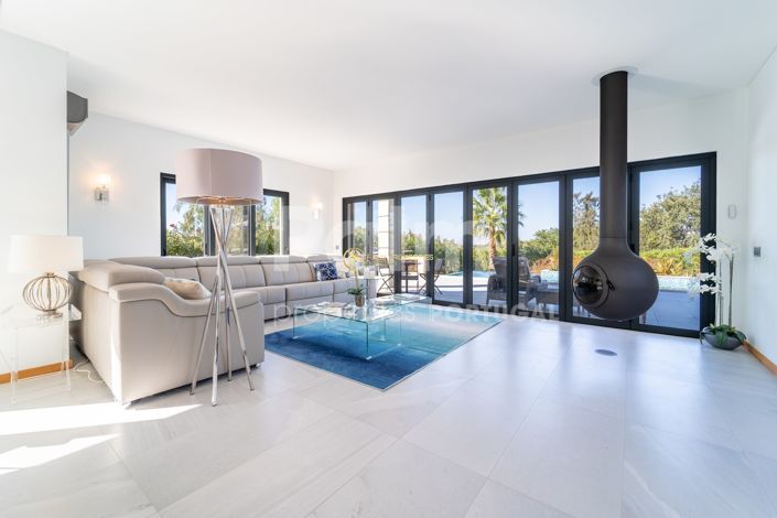 Image No.5-4 Bed Villa for sale