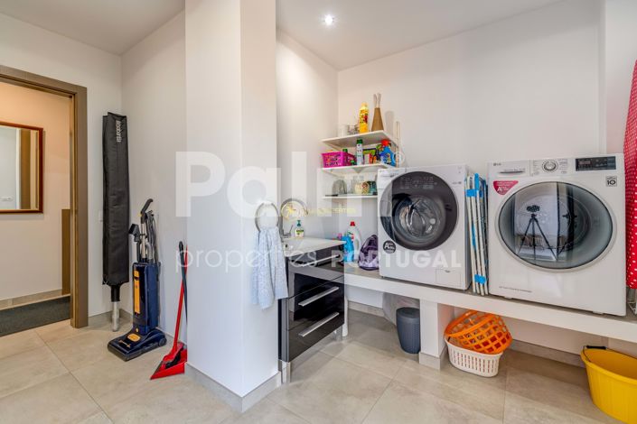 Image No.17-3 Bed Villa for sale