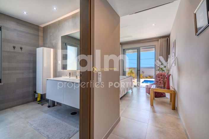 Image No.20-3 Bed Villa for sale