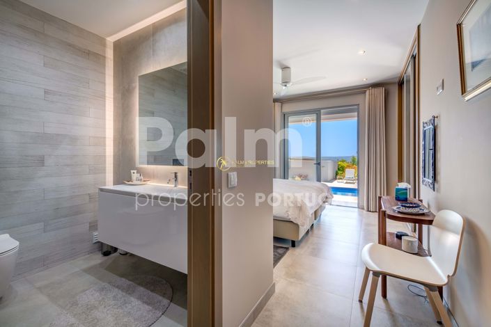 Image No.27-3 Bed Villa for sale