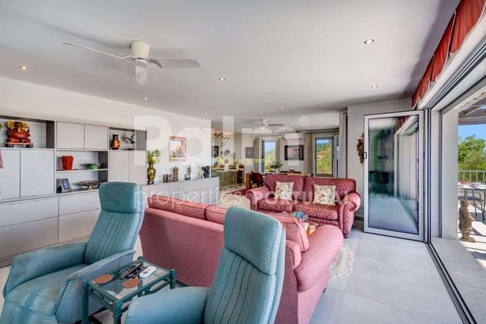 Image No.40-3 Bed Villa for sale