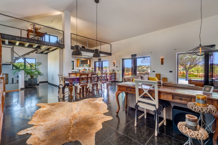 Image No.12-3 Bed Villa for sale