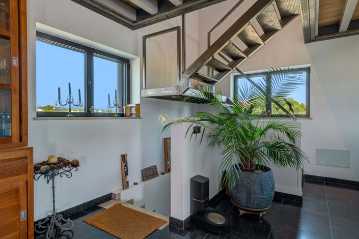 Image No.21-3 Bed Villa for sale