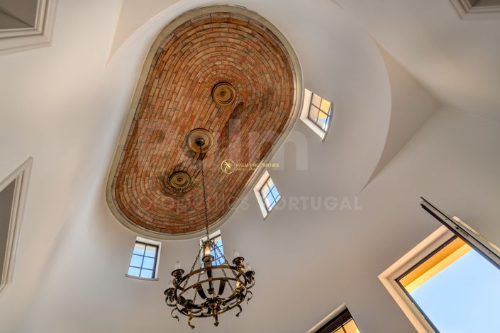 Image No.34-5 Bed Villa for sale