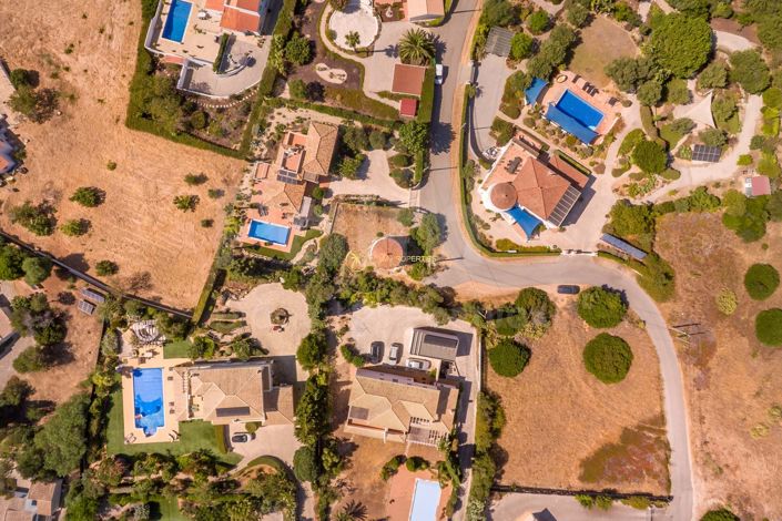 Image No.13-3 Bed Land for sale