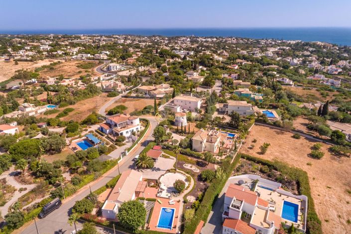 Image No.15-3 Bed Land for sale