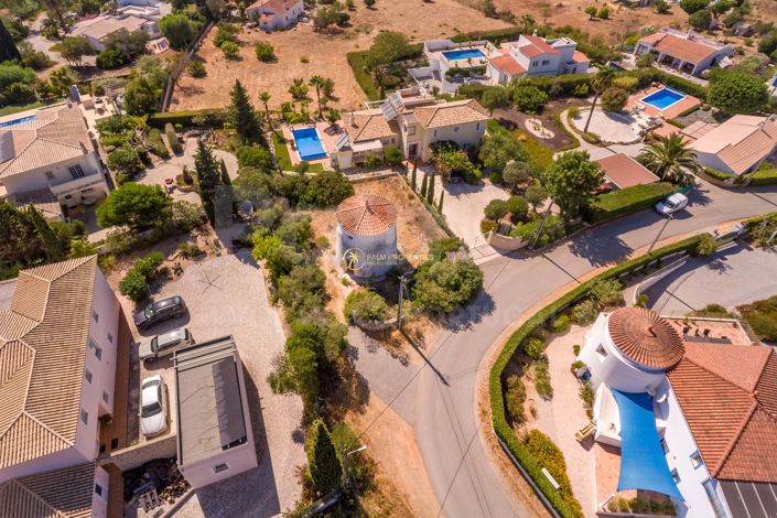 Image No.16-3 Bed Land for sale